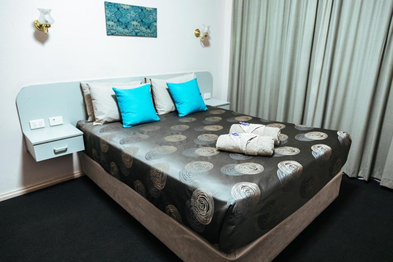 Copper City Motel โคบาร์ ภายนอก รูปภาพ