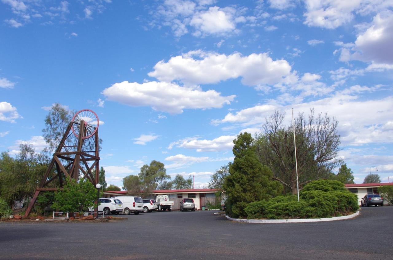 Copper City Motel โคบาร์ ภายนอก รูปภาพ
